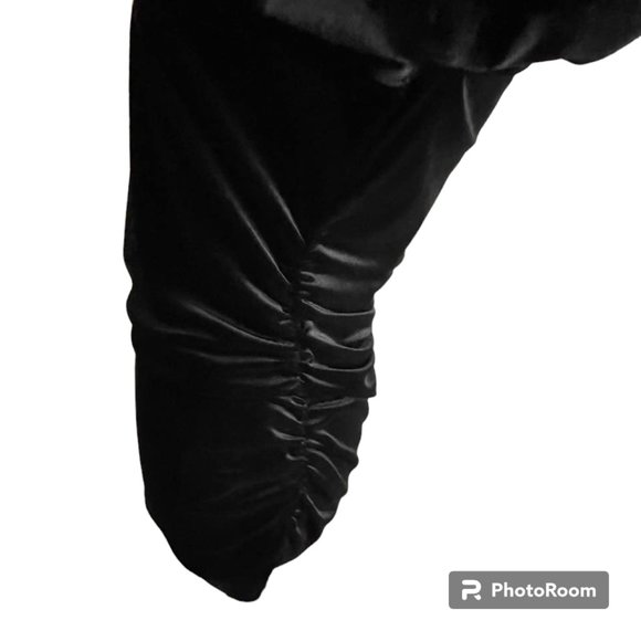 Boston Proper Velvet Cold-Shoulder Event Festive Holiday Black Top w Rouching - Picture 4 of 15